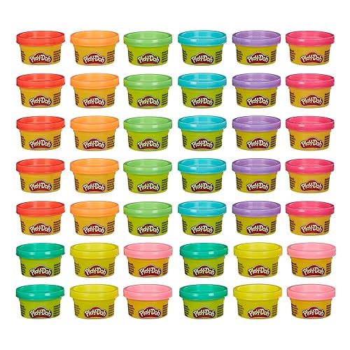Play dough, 42 mini tubs