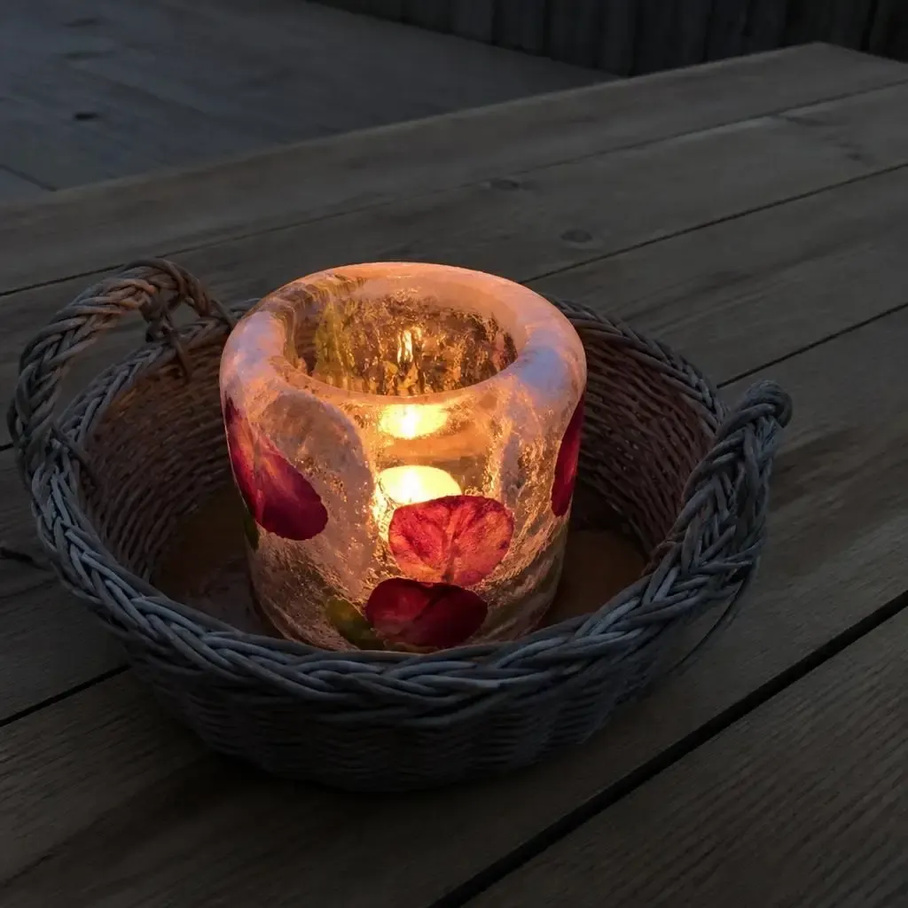 Glowing Ice Lanterns Basket