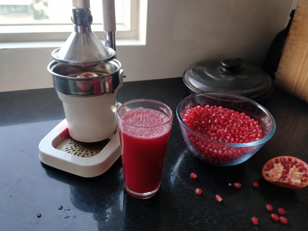 Half the seeds always end up as juice.