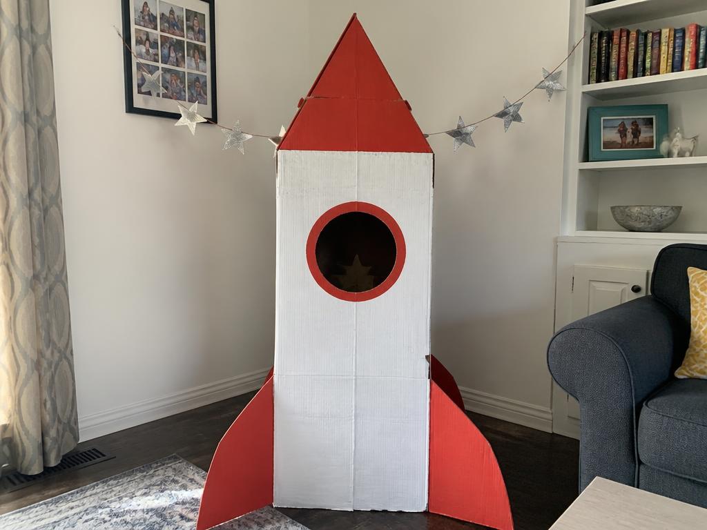 One big box, a card cone and two triangle fins. Two evenings of work and worth it.